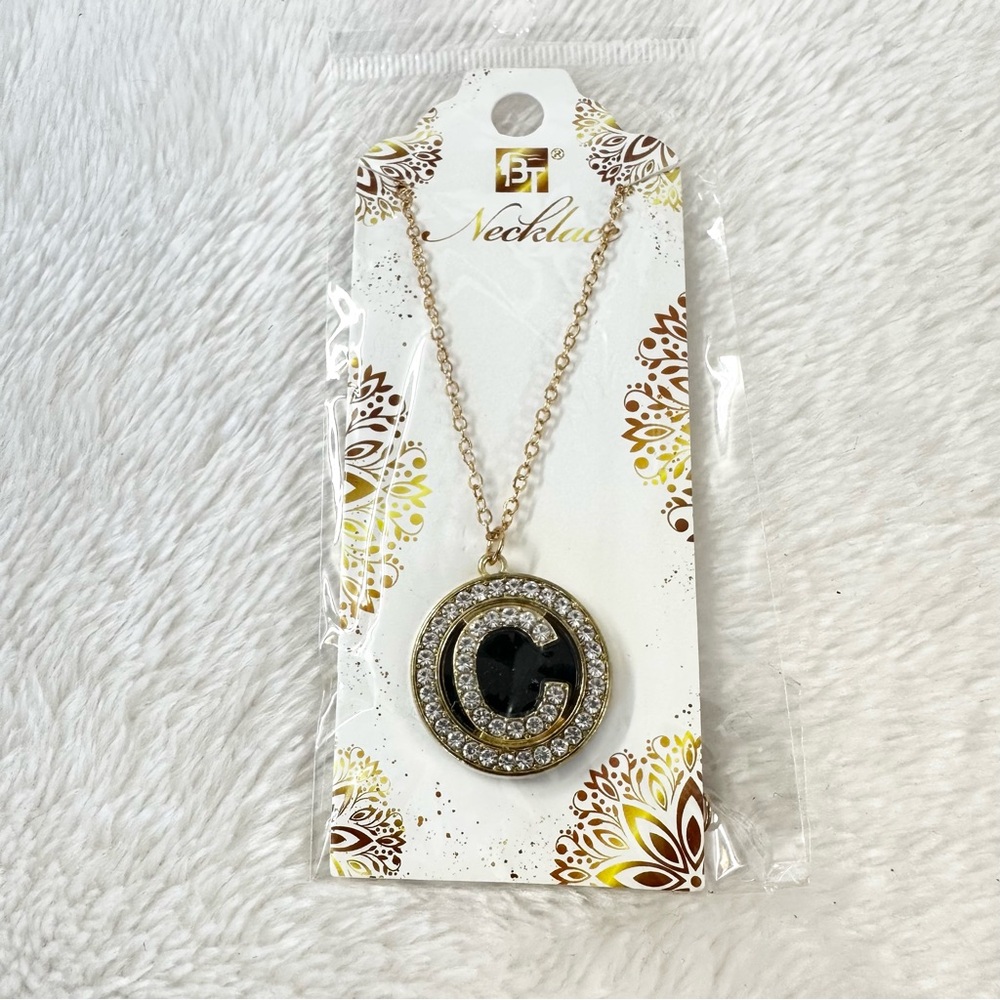 Britton’s eBoutique Bling & Beyond - Picture 9 of 16